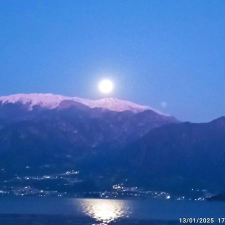 Casa Caterina - Riva Di Solto - Iseo Lake ภายนอก รูปภาพ